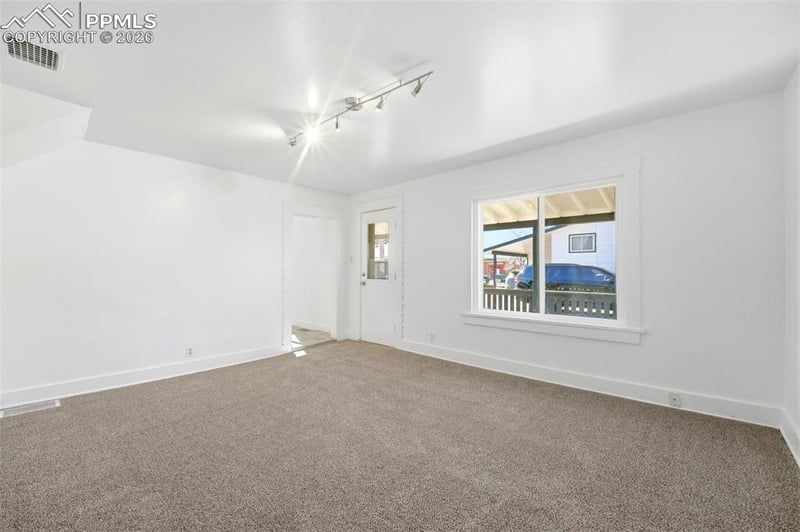 1512 Monument St, Colorado Springs, CO 80909