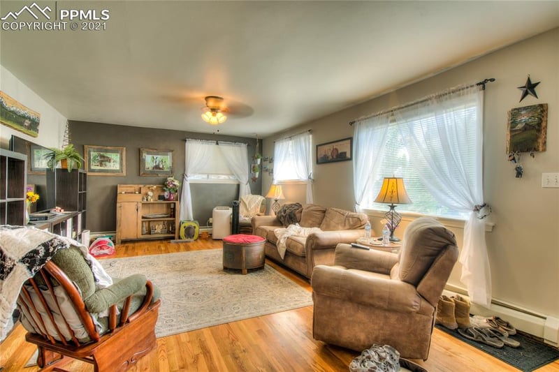 1512 Vermijo Ave, Colorado Springs, CO 80904