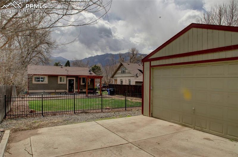 1514 W Bijou St, Colorado Springs, CO 80904