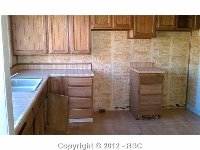 1514 Kickapoo Rd, Pueblo, CO 81001