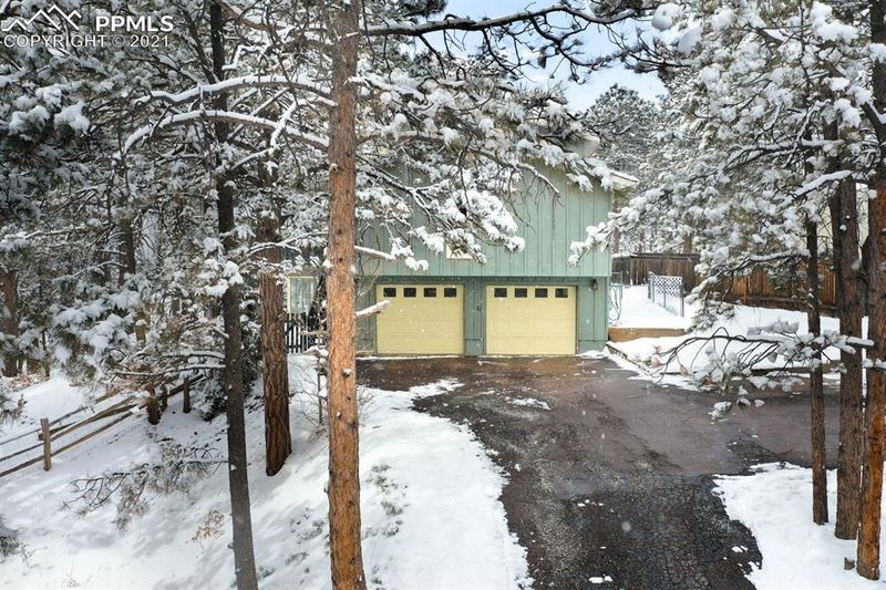 15170 Deby Dr, Colorado Springs, CO 80921