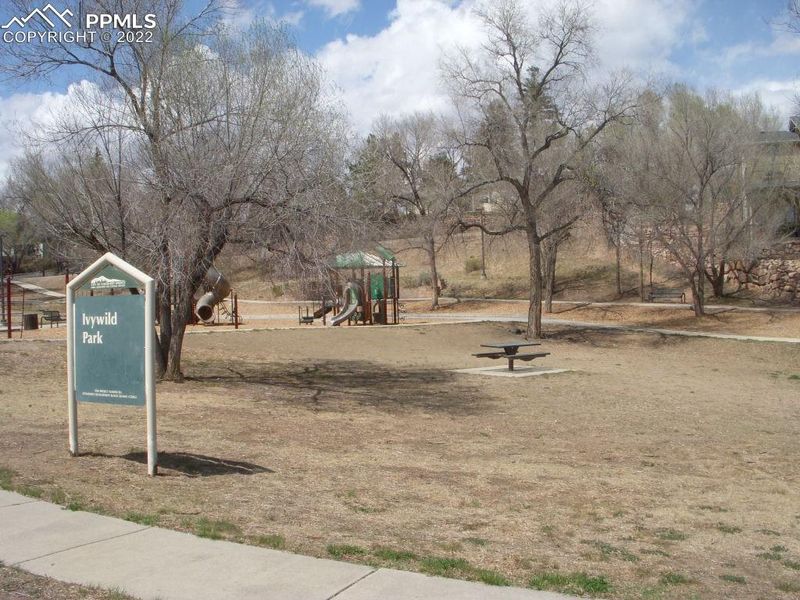 1519 S Cascade Ave, Colorado Springs, CO 80905