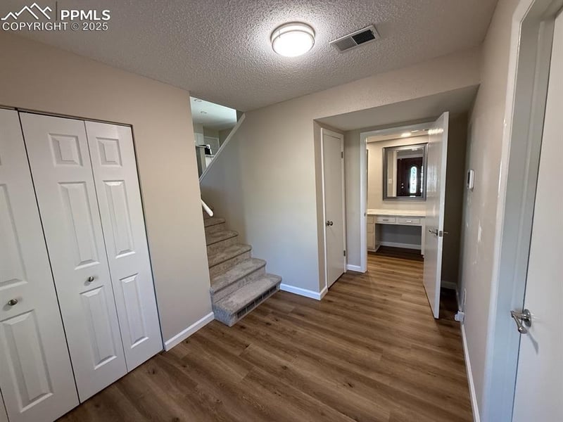 1519 Saratoga Dr, Colorado Springs, CO 80910