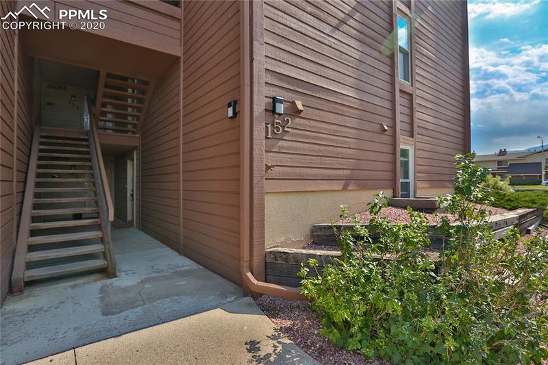 152 W Rockrimmon Blvd #101, Colorado Springs, CO 80919