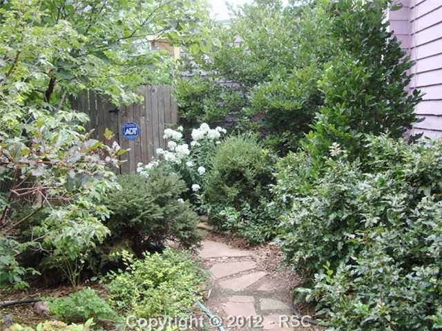 1521 W Cucharras St, Colorado Springs, CO 80904