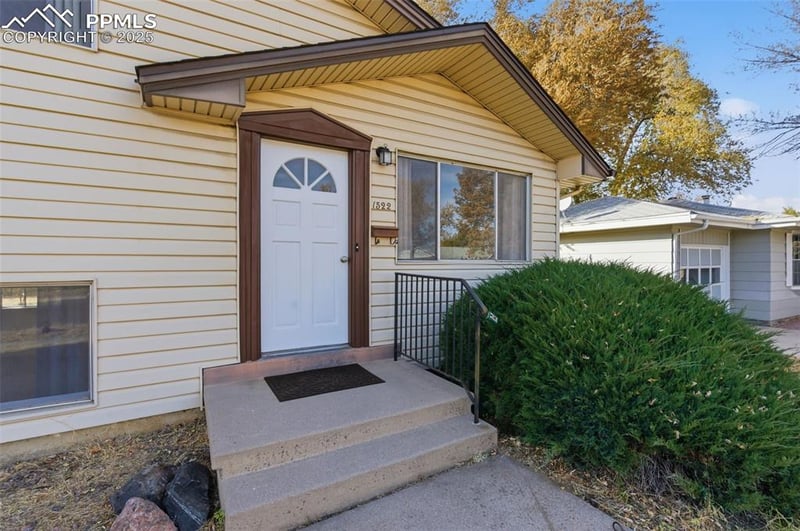 1522 Auburn Dr, Colorado Springs, CO 80909