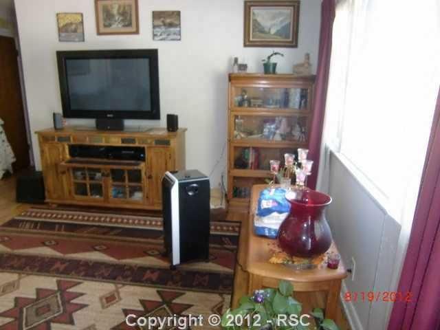 1522 Eagle View Dr, Colorado Springs, CO 80909
