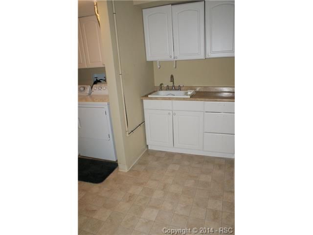 15250 Sun Hills Dr, Colorado Springs, CO 80921
