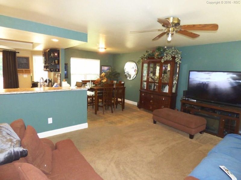 1526 N Murray Blvd, Colorado Springs, CO 80915
