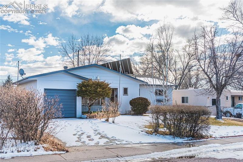 153 Everett Dr, Colorado Springs, CO 80911