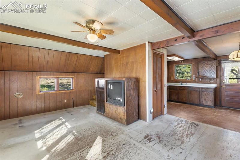 153 Ingels Dr, Florissant, CO 80816