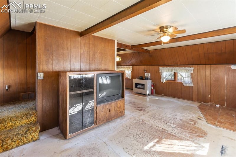 153 Ingels Dr, Florissant, CO 80816