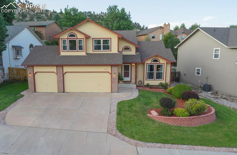 1530 Bear Cloud Dr, Colorado Springs, CO 80919