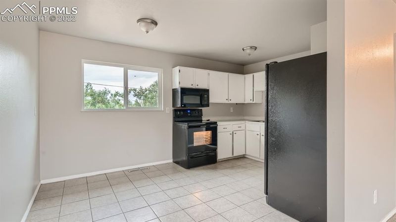 1531 Maxwell St, Colorado Springs, CO 80906