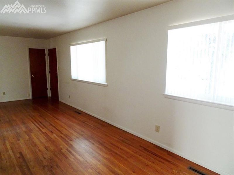 1532 Prairie Rd, Colorado Springs, CO 80909