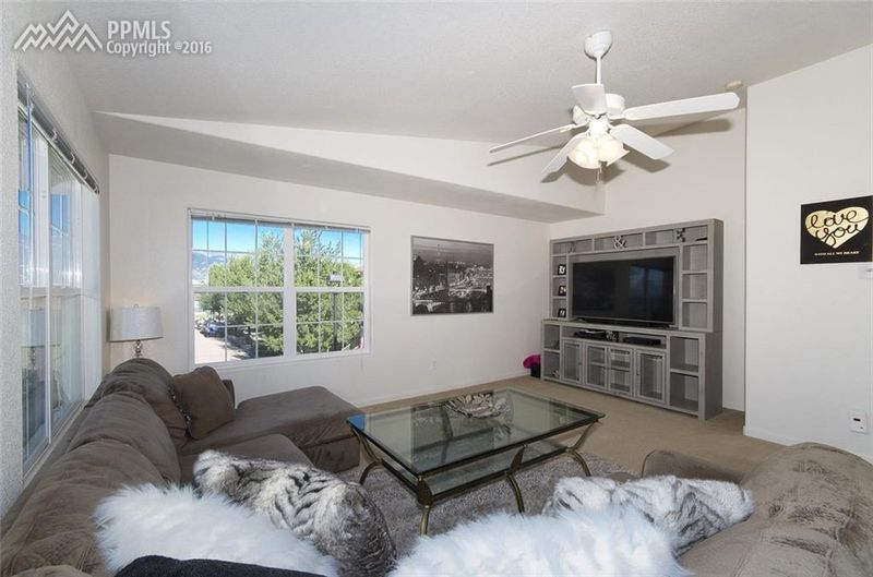 1536 Monterey Rd, Colorado Springs, CO 80910
