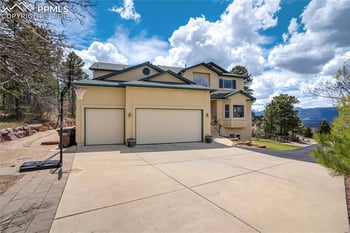 15371 Ridgefield Ln, Colorado Springs, CO 80921