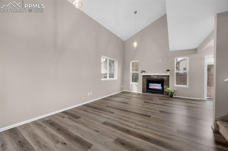 1542 4th St, Colorado Springs, CO 80907