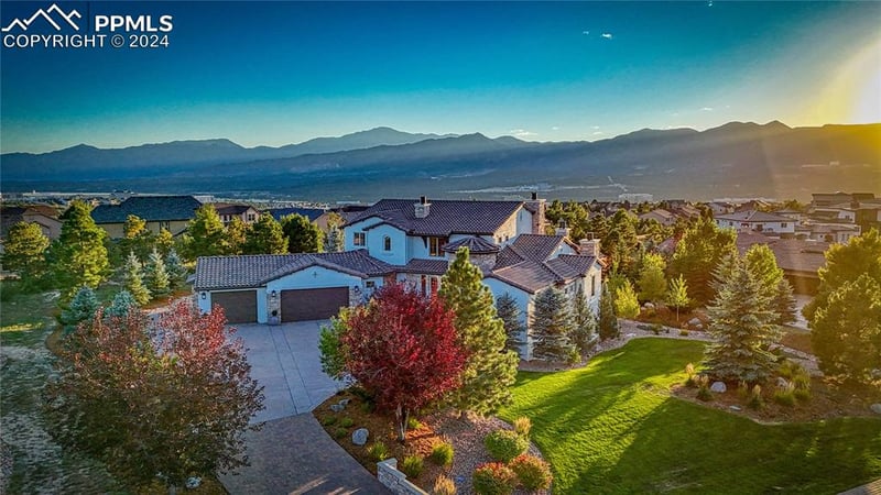1545 Vine Cliff Hts, Colorado Springs, CO 80921
