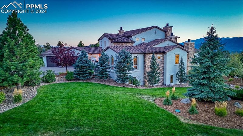 1545 Vine Cliff Hts, Colorado Springs, CO 80921