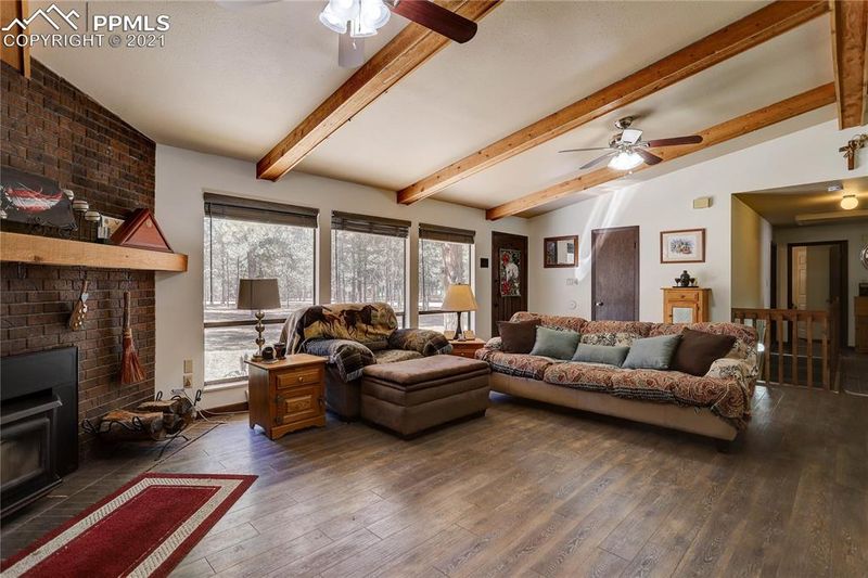 15525 Bar X Rd, Colorado Springs, CO 80908