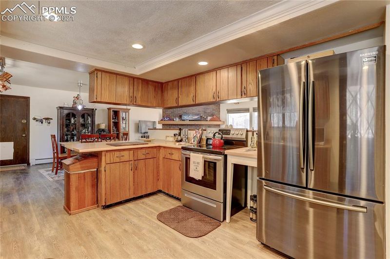 15525 Bar X Rd, Colorado Springs, CO 80908