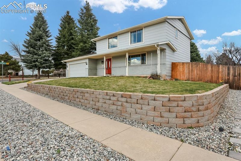 1555 Babcock Rd, Colorado Springs, CO 80915