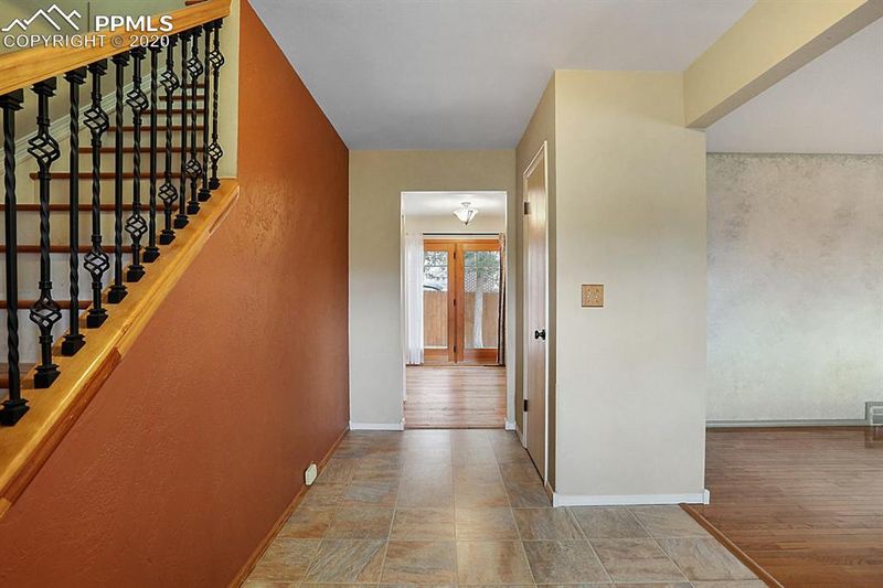 1555 Babcock Rd, Colorado Springs, CO 80915