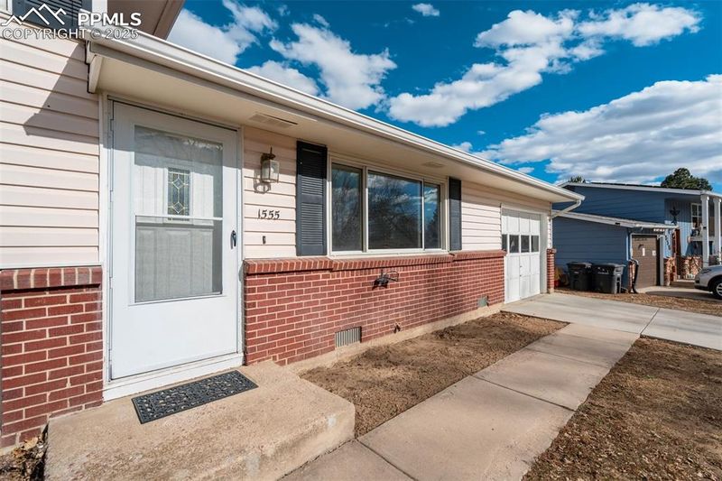 1555 Luna Dr, Fountain, CO 80817