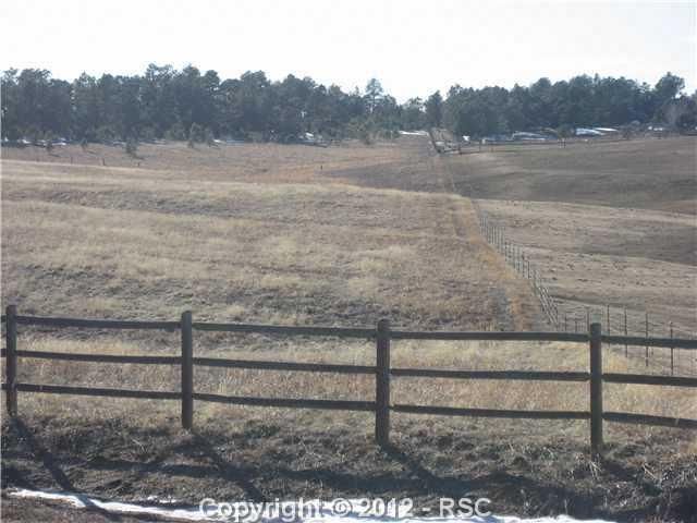 15560 Farrar Dr, Colorado Springs, CO 80908