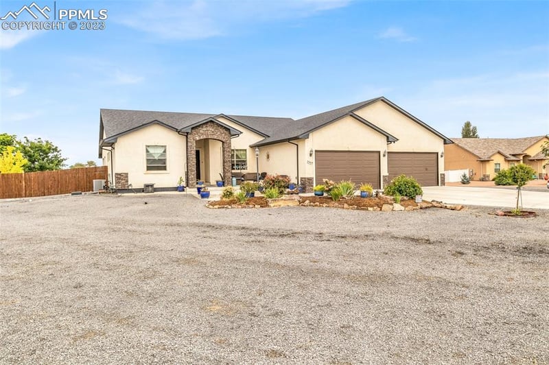 1557 Antonio Ct, Pueblo, CO 81006