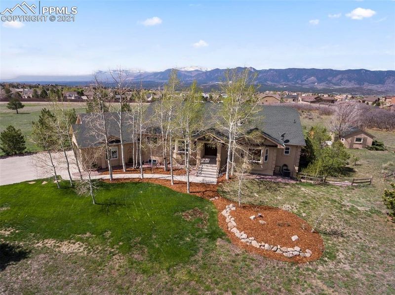 15585 Castlegate Ct, Colorado Springs, CO 80921