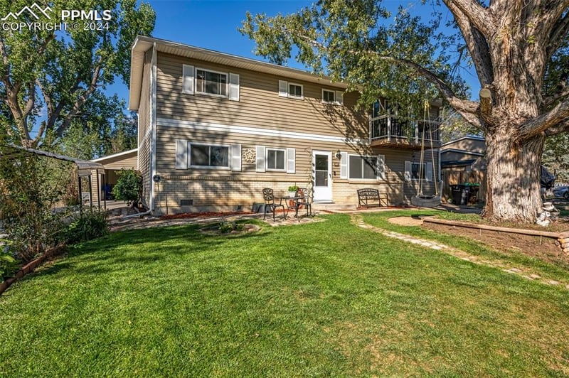 1560 Luna Dr, Fountain, CO 80817