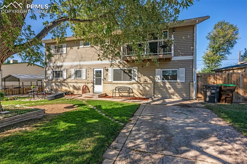 1560 Luna Dr, Fountain, CO 80817