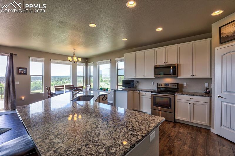 15604 Blue Pearl Ct, Monument, CO 80132