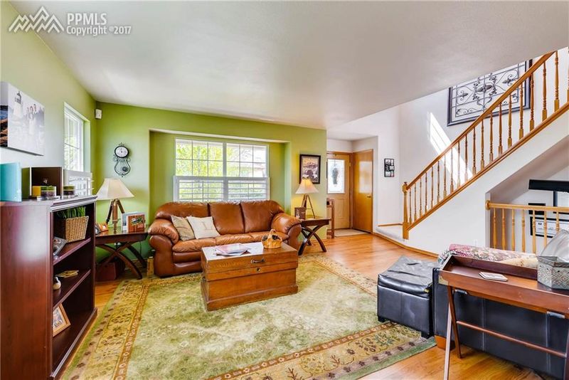 15605 Split Creek Dr, Monument, CO 80132