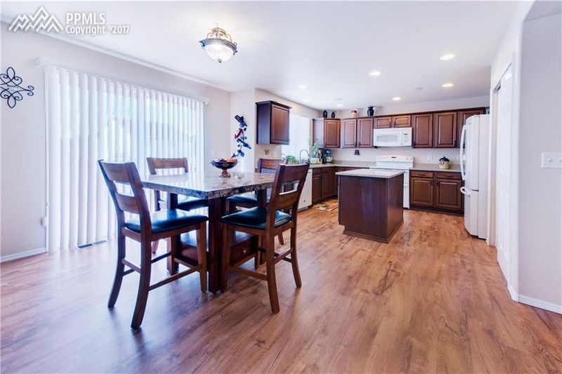 15618 Coquina Dr, Monument, CO 80132