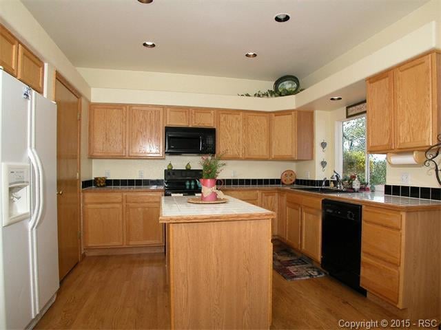 15628 Candle Creek Dr, Colorado Springs, CO 80132