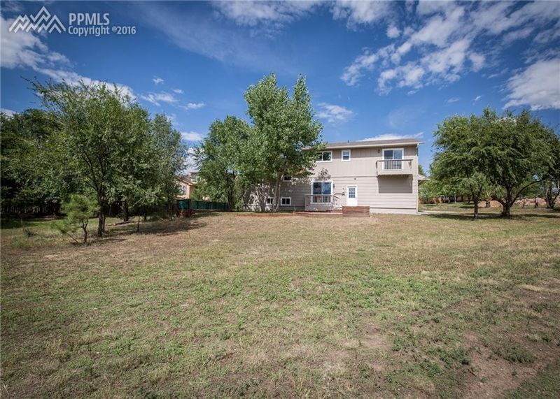 1563 Cragin Rd, Colorado Springs, CO 80920