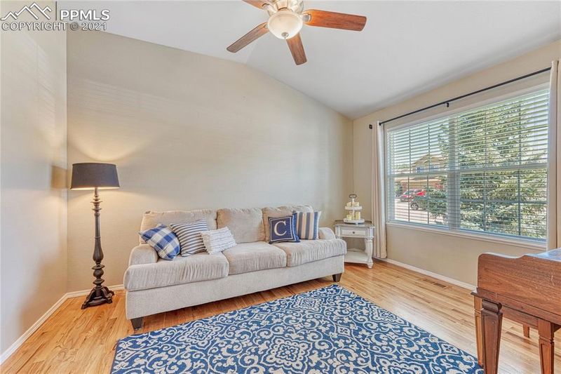 15642 Split Creek Dr, Monument, CO 80132