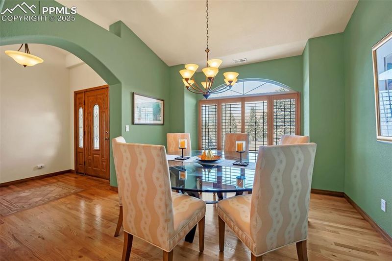 1565 Old Antlers Way, Monument, CO 80132