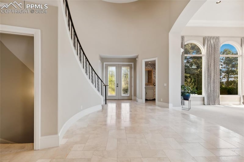 1565 Old Stage Rd, Colorado Springs, CO 80906