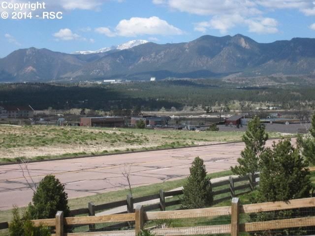 15714 James Gate Pl, Monument, CO 80132