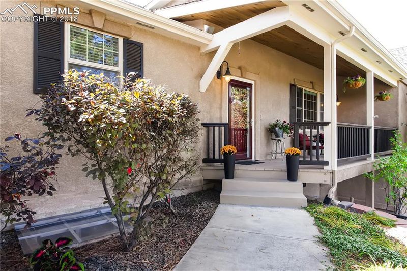 1575 Outrider Way, Monument, CO 80132