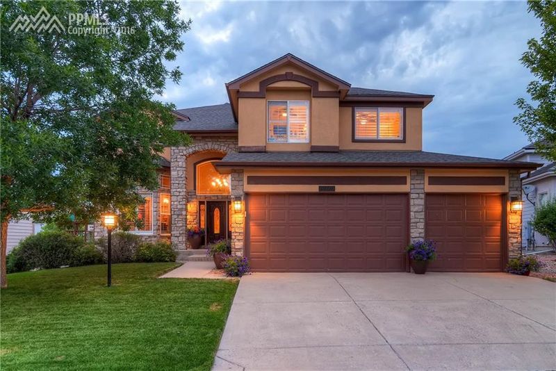 1575 Sand Wedge Way, Castle Rock, CO 80104