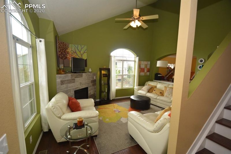 15762 James Gate Pl, Monument, CO 80132