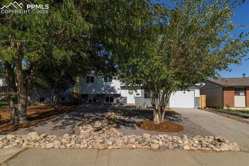 158 Glenn Pl, Pueblo, CO 81001