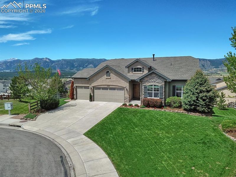 15810 Bridle Ridge Dr, Monument, CO 80132