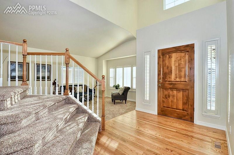 15823 Maple Hill Rd, Monument, CO 80132