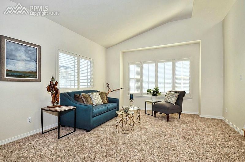 15823 Maple Hill Rd, Monument, CO 80132